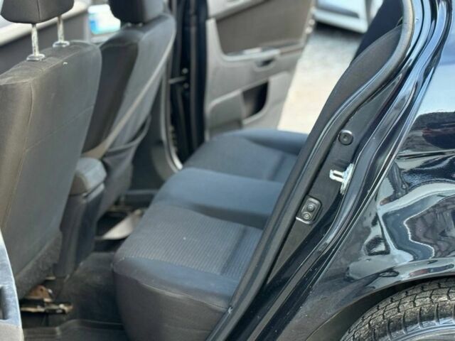 Чорний Міцубісі Lancer, об'ємом двигуна 1.5 л та пробігом 220 тис. км за 4600 $, фото 11 на Automoto.ua