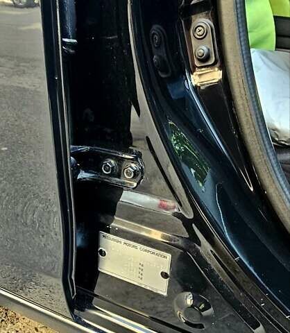 Черный Мицубиси Лансер, объемом двигателя 1.5 л и пробегом 205 тыс. км за 6300 $, фото 11 на Automoto.ua