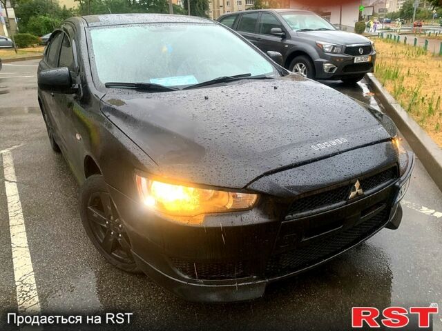 Черный Мицубиси Лансер, объемом двигателя 1.5 л и пробегом 250 тыс. км за 3800 $, фото 3 на Automoto.ua