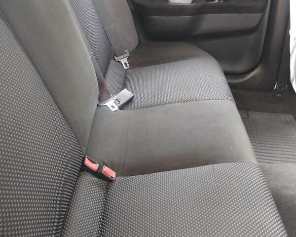 Чорний Міцубісі Lancer, об'ємом двигуна 1.58 л та пробігом 323 тис. км за 4500 $, фото 3 на Automoto.ua
