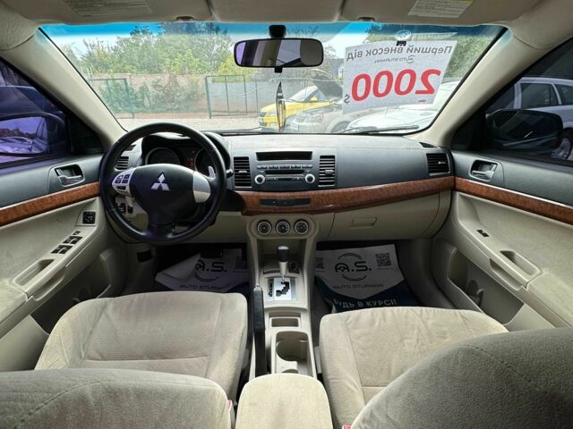 Чорний Міцубісі Lancer, об'ємом двигуна 2 л та пробігом 239 тис. км за 6900 $, фото 7 на Automoto.ua