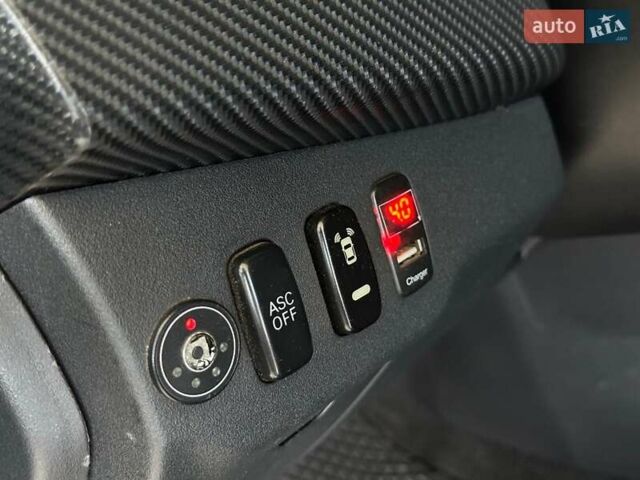 Чорний Міцубісі Lancer, об'ємом двигуна 2 л та пробігом 313 тис. км за 7690 $, фото 13 на Automoto.ua