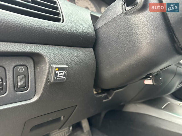 Чорний Міцубісі Lancer, об'ємом двигуна 1.58 л та пробігом 388 тис. км за 2300 $, фото 9 на Automoto.ua