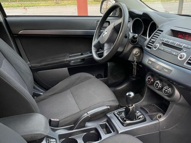 Чорний Міцубісі Lancer, об'ємом двигуна 1.5 л та пробігом 170 тис. км за 4200 $, фото 9 на Automoto.ua