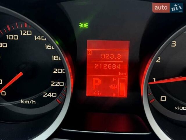 Черный Мицубиси Лансер, объемом двигателя 2 л и пробегом 217 тыс. км за 7000 $, фото 46 на Automoto.ua