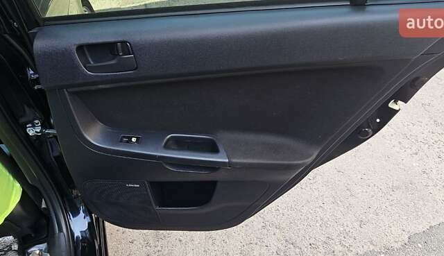 Черный Мицубиси Лансер, объемом двигателя 1.5 л и пробегом 205 тыс. км за 6300 $, фото 9 на Automoto.ua