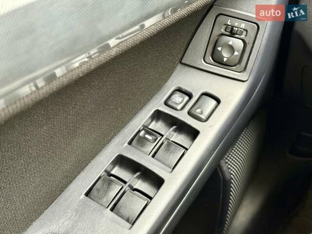 Чорний Міцубісі Lancer, об'ємом двигуна 2 л та пробігом 118 тис. км за 6200 $, фото 21 на Automoto.ua