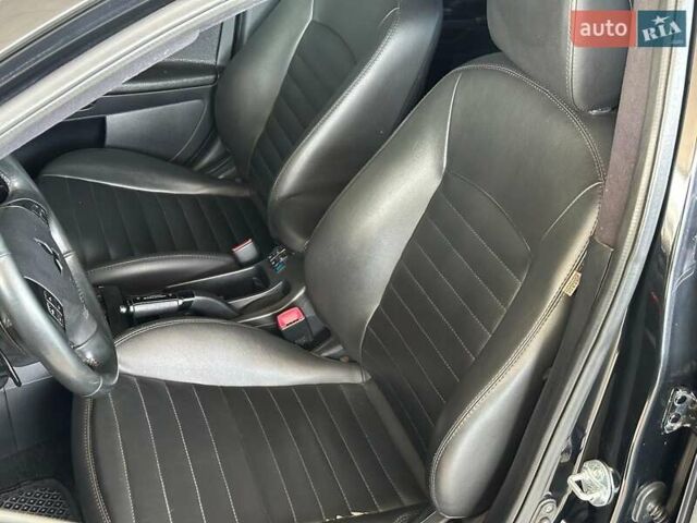 Чорний Міцубісі Lancer, об'ємом двигуна 2 л та пробігом 313 тис. км за 7690 $, фото 9 на Automoto.ua
