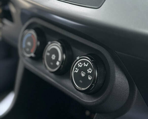 Чорний Міцубісі Lancer, об'ємом двигуна 1.5 л та пробігом 111 тис. км за 6999 $, фото 61 на Automoto.ua