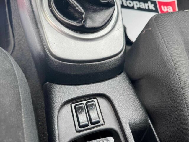 Мицубиси Лансер 2008 в Запорожье на Automoto.ua Черный Мицубиси Лансер, объемом двигателя 1.6 л и пробегом 316 тыс. км за 4290 $, фото 18 на Automoto.ua