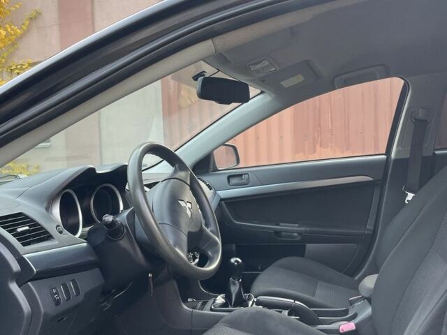 Чорний Міцубісі Lancer, об'ємом двигуна 1.5 л та пробігом 170 тис. км за 4200 $, фото 11 на Automoto.ua