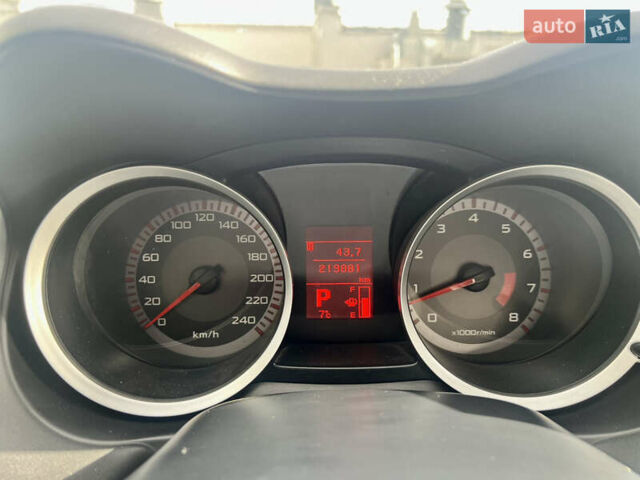 Мицубиси Лансер 2008 в Киеве на Automoto.ua Черный Мицубиси Лансер, объемом двигателя 2 л и пробегом 219 тыс. км за 6500 $, фото 11 на Automoto.ua