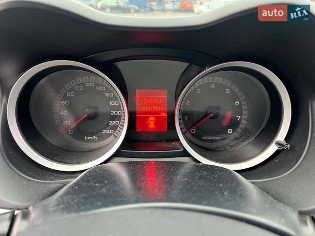 Черный Мицубиси Лансер, объемом двигателя 1.5 л и пробегом 225 тыс. км за 5100 $, фото 19 на Automoto.ua