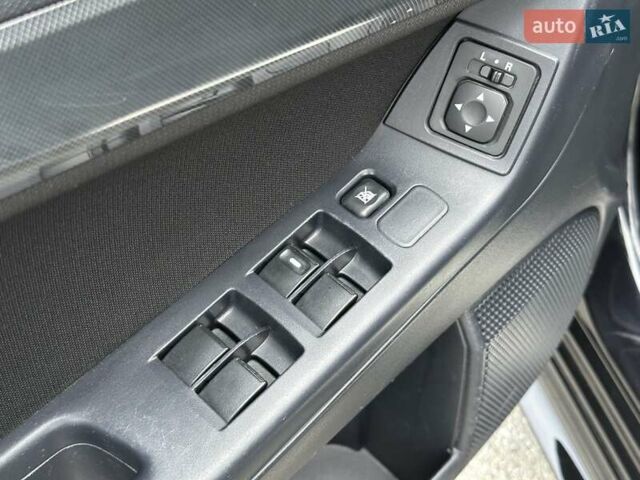 Чорний Міцубісі Lancer, об'ємом двигуна 2 л та пробігом 199 тис. км за 7900 $, фото 25 на Automoto.ua
