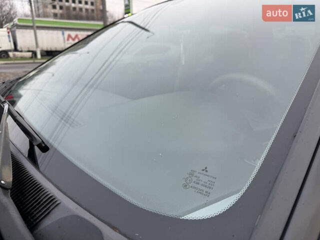 Черный Мицубиси Лансер, объемом двигателя 1.58 л и пробегом 202 тыс. км за 4100 $, фото 24 на Automoto.ua