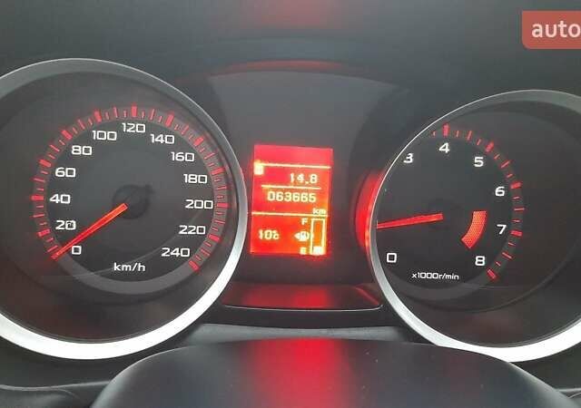 Черный Мицубиси Лансер, объемом двигателя 2 л и пробегом 63 тыс. км за 8000 $, фото 5 на Automoto.ua