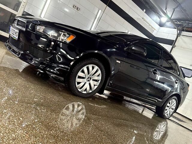 Чорний Міцубісі Lancer, об'ємом двигуна 1.5 л та пробігом 0 тис. км за 7500 $, фото 1 на Automoto.ua