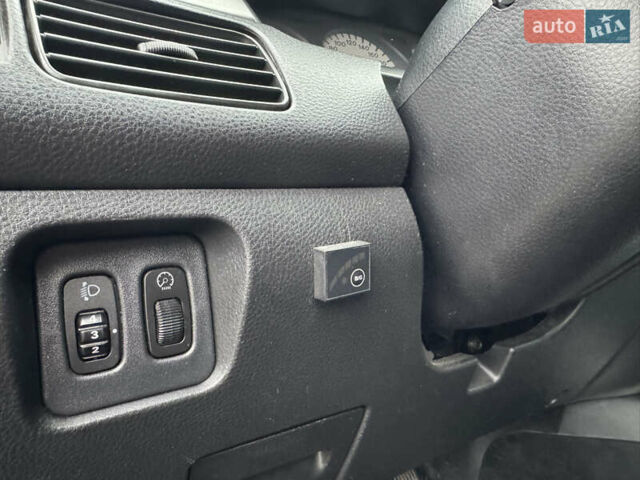 Черный Мицубиси Лансер, объемом двигателя 1.58 л и пробегом 202 тыс. км за 4100 $, фото 12 на Automoto.ua