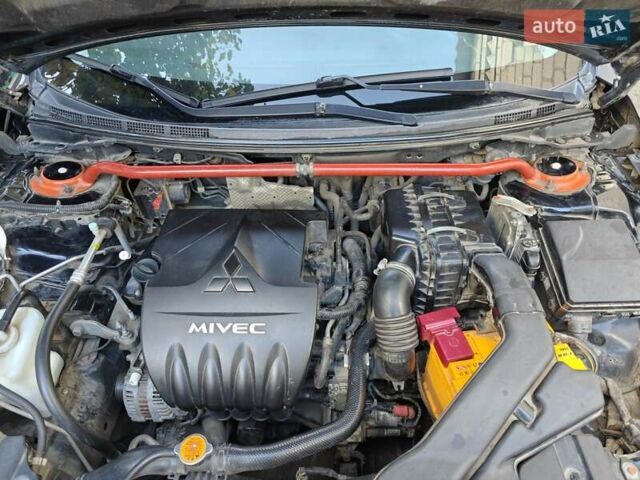 Мицубиси Лансер 2008 в Добровеличковке на Automoto.ua Черный Мицубиси Лансер, объемом двигателя 1.5 л и пробегом 175 тыс. км за 5500 $, фото 4 на Automoto.ua
