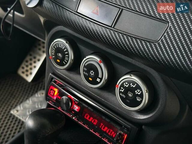 Чорний Міцубісі Lancer, об'ємом двигуна 2 л та пробігом 313 тис. км за 7690 $, фото 24 на Automoto.ua