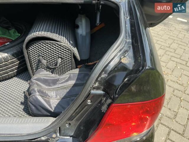 Чорний Міцубісі Lancer, об'ємом двигуна 1.6 л та пробігом 296 тис. км за 4200 $, фото 51 на Automoto.ua