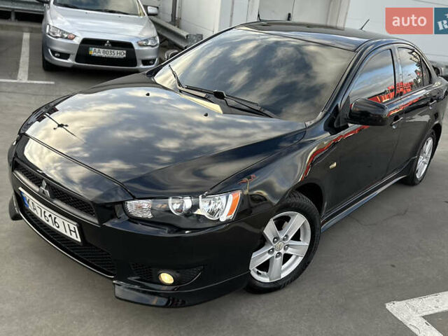 Чорний Міцубісі Lancer, об'ємом двигуна 2 л та пробігом 290 тис. км за 5900 $, фото 1 на Automoto.ua