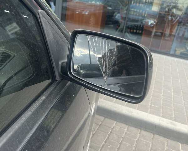 Черный Мицубиси Лансер, объемом двигателя 1.58 л и пробегом 469 тыс. км за 4600 $, фото 4 на Automoto.ua