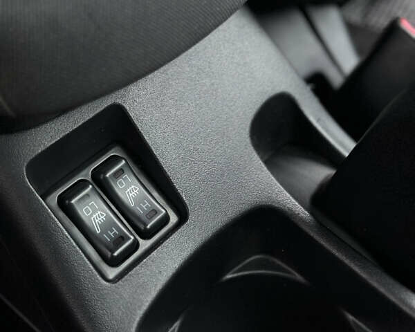 Чорний Міцубісі Lancer, об'ємом двигуна 1.5 л та пробігом 111 тис. км за 6999 $, фото 63 на Automoto.ua