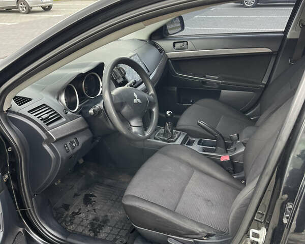 Чорний Міцубісі Lancer, об'ємом двигуна 1.5 л та пробігом 278 тис. км за 4850 $, фото 5 на Automoto.ua