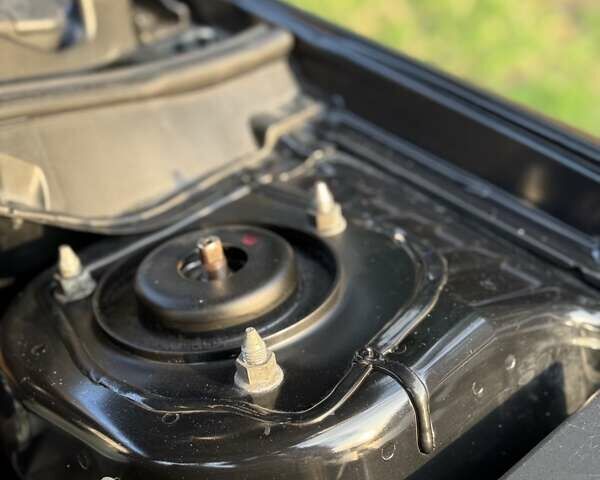 Чорний Міцубісі Lancer, об'ємом двигуна 1.6 л та пробігом 98 тис. км за 5600 $, фото 18 на Automoto.ua