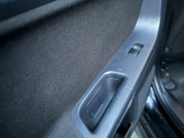 Чорний Міцубісі Lancer, об'ємом двигуна 2 л та пробігом 253 тис. км за 7300 $, фото 8 на Automoto.ua