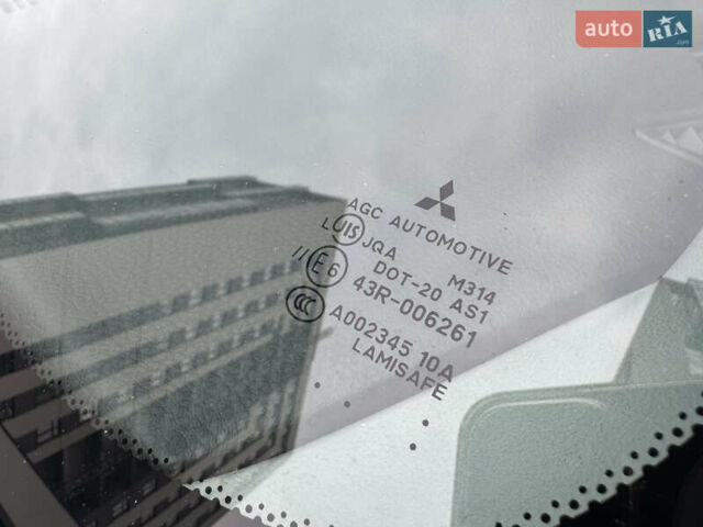 Чорний Міцубісі Lancer, об'ємом двигуна 1.58 л та пробігом 128 тис. км за 5999 $, фото 31 на Automoto.ua