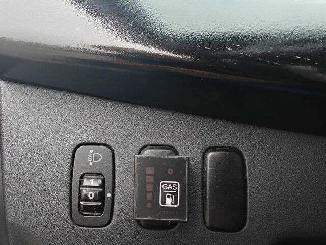 Черный Мицубиси Лансер, объемом двигателя 2 л и пробегом 228 тыс. км за 7000 $, фото 9 на Automoto.ua