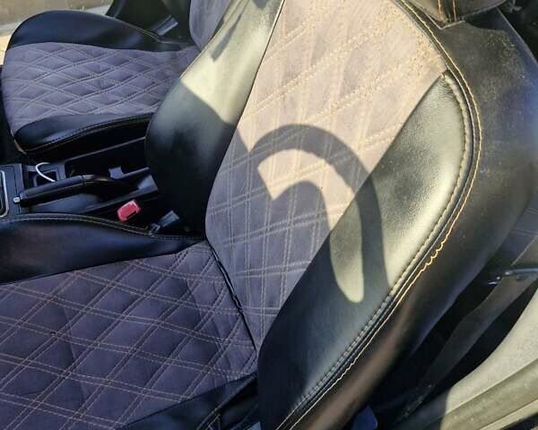 Чорний Міцубісі Lancer, об'ємом двигуна 2 л та пробігом 183 тис. км за 7200 $, фото 18 на Automoto.ua