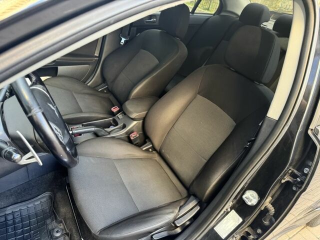 Мицубиси Лансер 2010 в Киеве на Automoto.ua Черный Мицубиси Лансер, объемом двигателя 2 л и пробегом 189 тыс. км за 5700 $, фото 19 на Automoto.ua