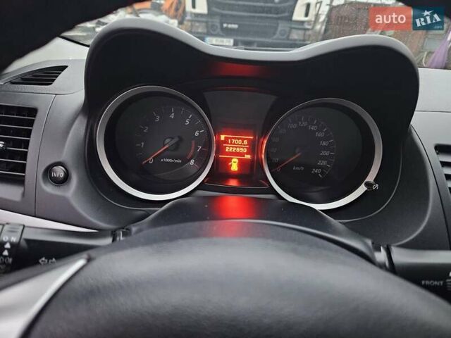 Черный Мицубиси Лансер, объемом двигателя 1.5 л и пробегом 222 тыс. км за 4900 $, фото 22 на Automoto.ua