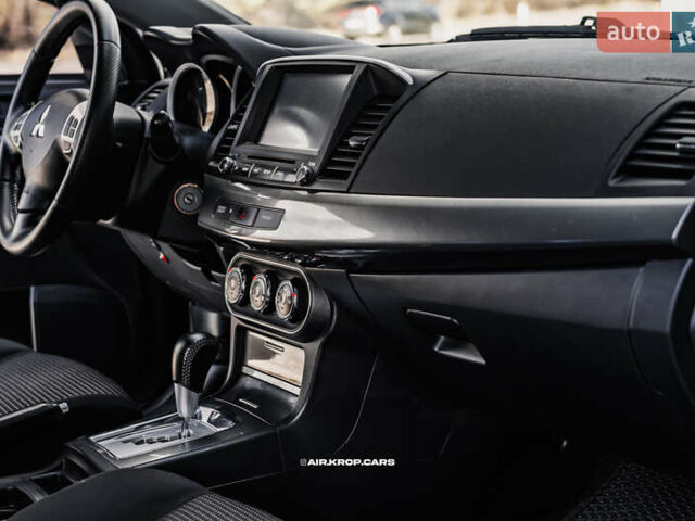 Чорний Міцубісі Lancer, об'ємом двигуна 2 л та пробігом 204 тис. км за 9500 $, фото 33 на Automoto.ua