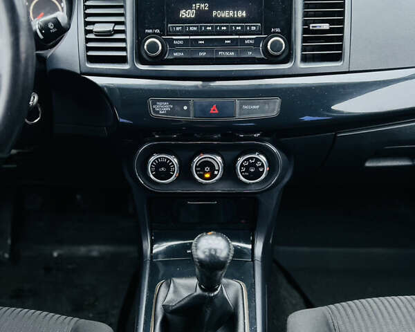 Черный Мицубиси Лансер, объемом двигателя 1.6 л и пробегом 216 тыс. км за 7200 $, фото 26 на Automoto.ua