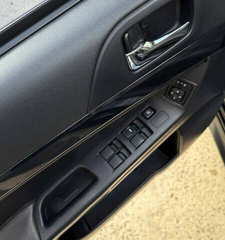 Міцубісі Lancer 2013 у Дніпро (Дніпропетровську) на Automoto.ua Чорний Міцубісі Lancer, об'ємом двигуна 1.6 л та пробігом 178 тис. км за 7500 $, фото 5 на Automoto.ua