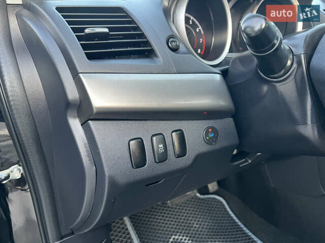 Міцубісі Lancer 2015 у Вінниці на Automoto.ua Чорний Міцубісі Lancer, об'ємом двигуна 2 л та пробігом 213 тис. км за 9299 $, фото 25 на Automoto.ua