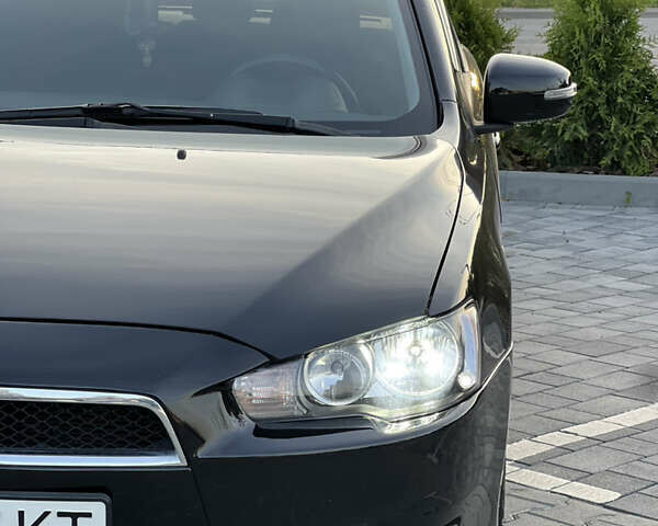 Міцубісі Lancer 2015 у Вінниці на Automoto.ua Чорний Міцубісі Lancer, об'ємом двигуна 2 л та пробігом 213 тис. км за 9299 $, фото 1 на Automoto.ua