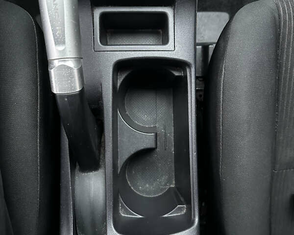 Черный Мицубиси Лансер, объемом двигателя 2 л и пробегом 142 тыс. км за 9500 $, фото 18 на Automoto.ua