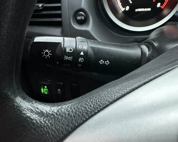 Черный Мицубиси Лансер, объемом двигателя 2 л и пробегом 142 тыс. км за 9500 $, фото 28 на Automoto.ua