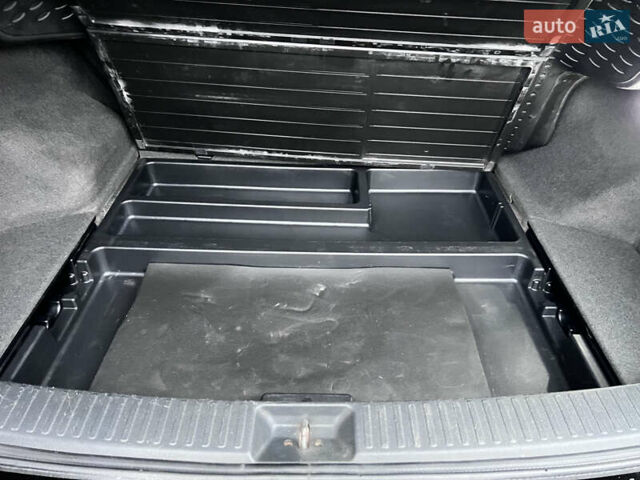 Чорний Міцубісі Lancer, об'ємом двигуна 1.6 л та пробігом 220 тис. км за 5500 $, фото 11 на Automoto.ua