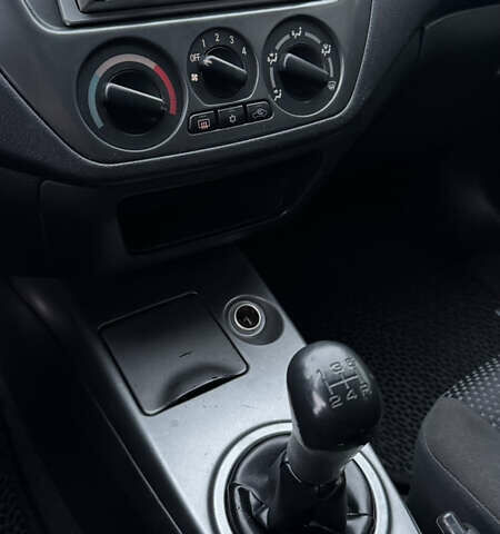 Чорний Міцубісі Lancer, об'ємом двигуна 1.58 л та пробігом 260 тис. км за 3299 $, фото 23 на Automoto.ua