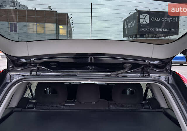 Чорний Міцубісі Lancer, об'ємом двигуна 1.58 л та пробігом 260 тис. км за 3299 $, фото 27 на Automoto.ua