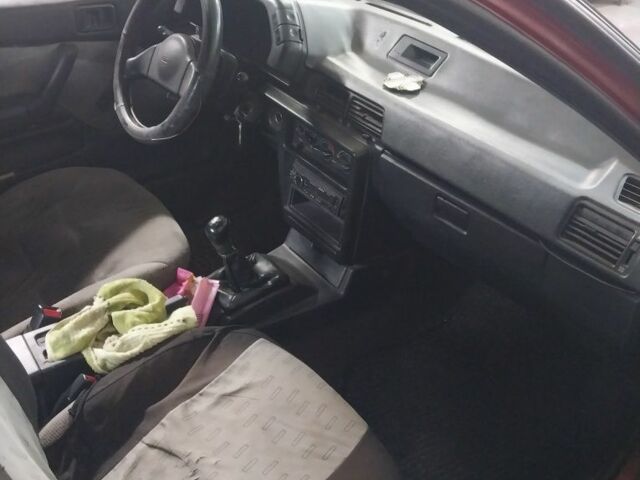 Червоний Міцубісі Lancer, об'ємом двигуна 1.5 л та пробігом 380 тис. км за 1419 $, фото 5 на Automoto.ua