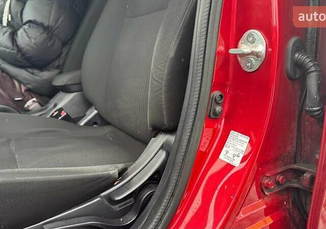 Красный Мицубиси Лансер, объемом двигателя 1.8 л и пробегом 282 тыс. км за 9300 $, фото 18 на Automoto.ua