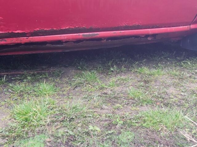 Мицубиси Лансер 1986 в Лубнах на Automoto.ua Красный Мицубиси Лансер, объемом двигателя 0 л и пробегом 460 тыс. км за 286 $, фото 5 на Automoto.ua