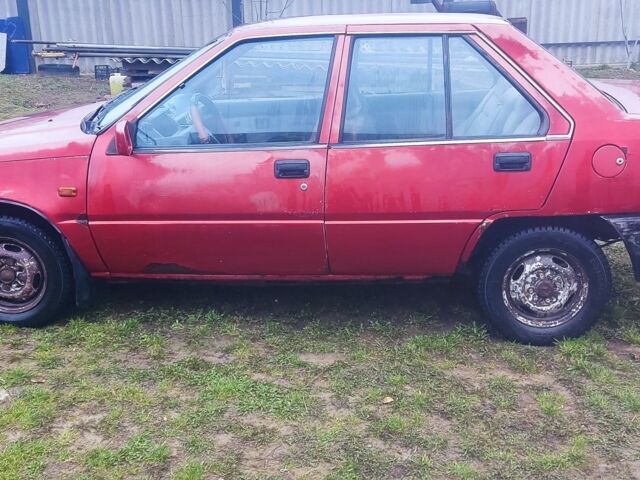 Мицубиси Лансер 1986 в Лубнах на Automoto.ua Красный Мицубиси Лансер, объемом двигателя 0 л и пробегом 460 тыс. км за 286 $, фото 1 на Automoto.ua